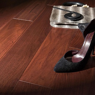 Массивная доска Amigo Орех Американский Арабика Лак 120 / 127 мм