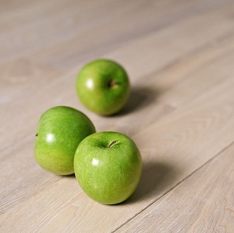 Паркетная доска Amber Wood Ясень Ваниль браш лак 189 мм