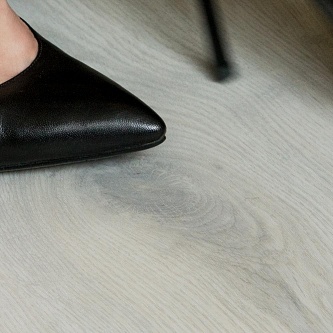 Виниловый пол FineFloor Light FF-1332 Дуб Уоррен