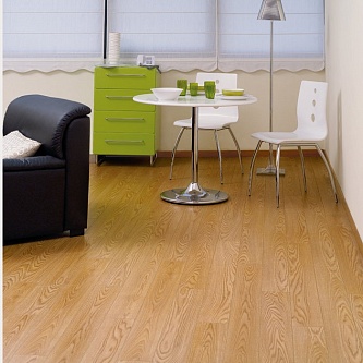 Ламинат FinFloor Дуб Натур Style 8 мм